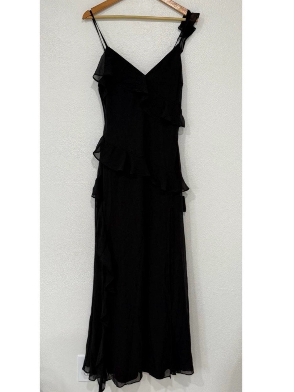 Lulus Utterly Captivating Black Ruffled Sleeveless Maxi Dress